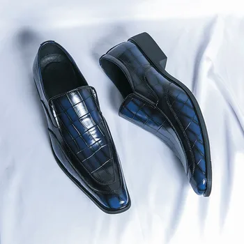 Деловые мужские модельные туфли цвета крокодиловой кожи синего цвета, яркая официальная обувь с острым носком для мужчин, Удобная мужская кожаная обувь без застежки, Размер 37-45